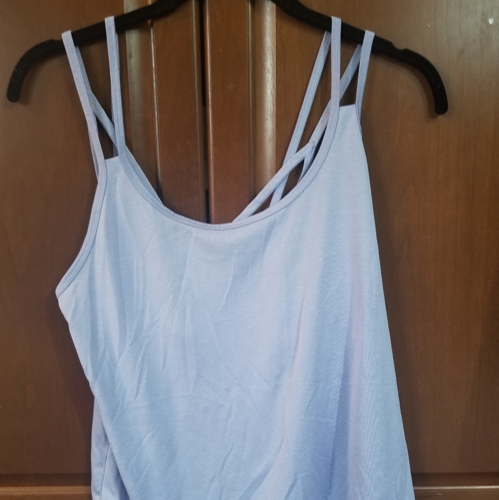 Old navy active tank
